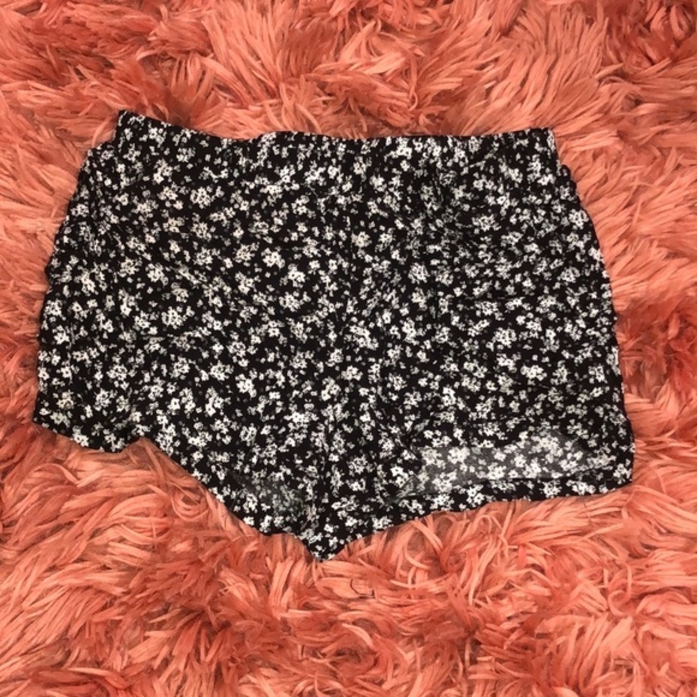 Girls full tilt stretchy shorts